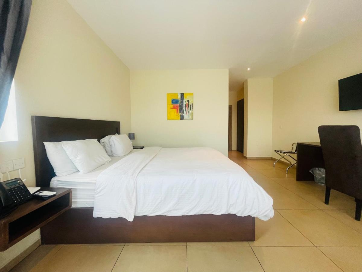 New Brookfields Hotel Freetown Dış mekan fotoğraf