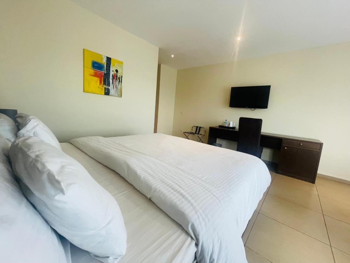 New Brookfields Hotel Freetown Dış mekan fotoğraf