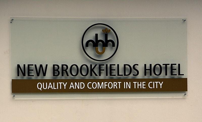 New Brookfields Hotel Freetown Logo fotoğraf